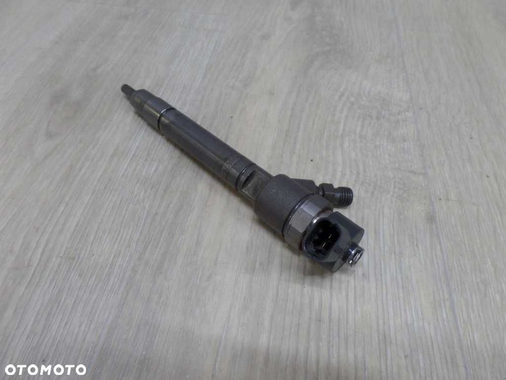 VOLVO S40 S60 S80 V70 XC WTRYSKIWACZ 0986435125 - 3
