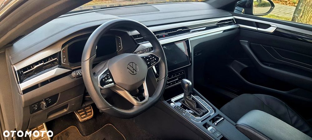Volkswagen Arteon 2.0 TDI SCR DSG R-Line - 4