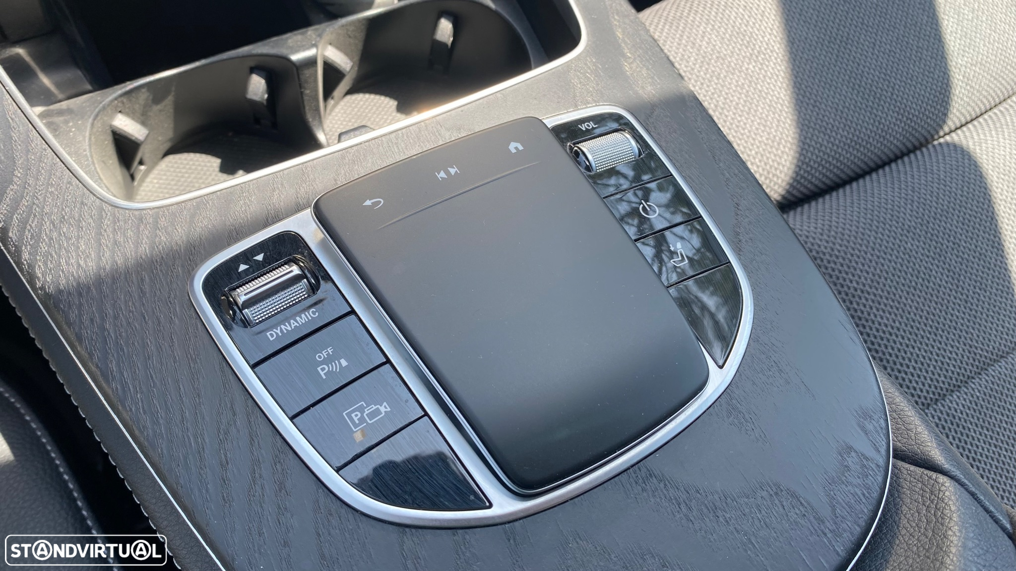 Mercedes-Benz E 300 de Avantgarde - 55