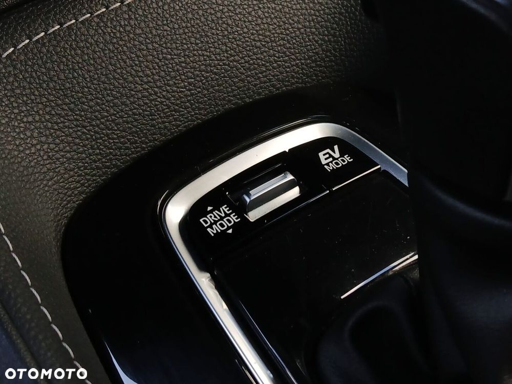 Toyota Corolla 2.0 Hybrid Style - 30