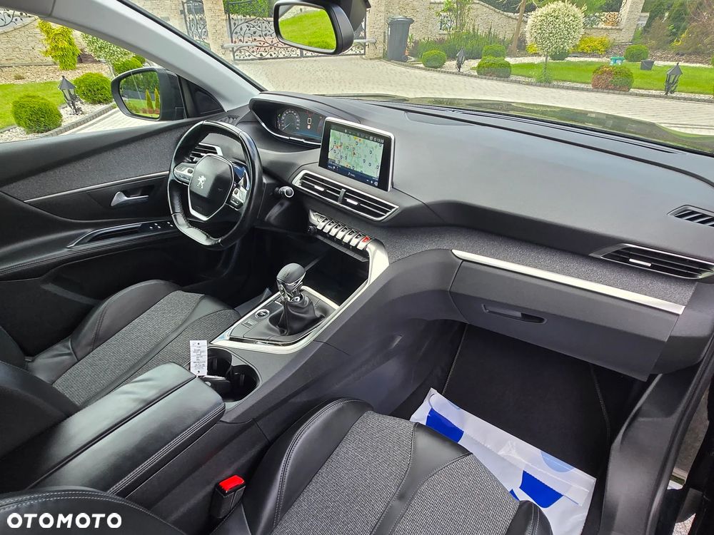 Peugeot 5008 BlueHDI 130 Allure Business-Paket - 17