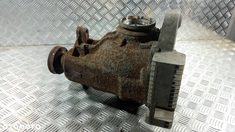 DYFERENCJAŁ BMW E65 - 3