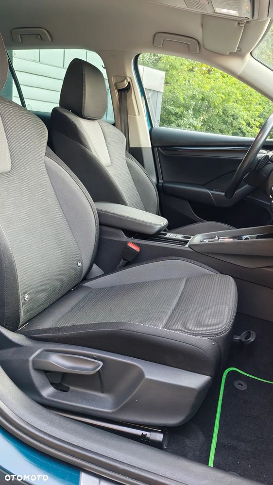 Skoda Octavia 2.0 TDI (Green tec) DSG Ambition - 31