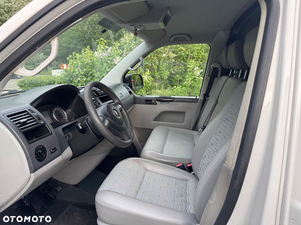 Volkswagen Transporter - 33