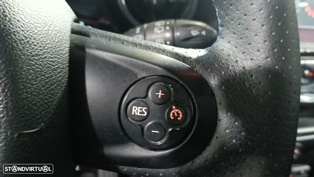 MINI 3 Portas Cooper D - 20