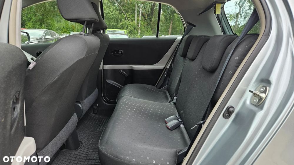 Toyota Yaris 1.3 VVT-i Cool - 25