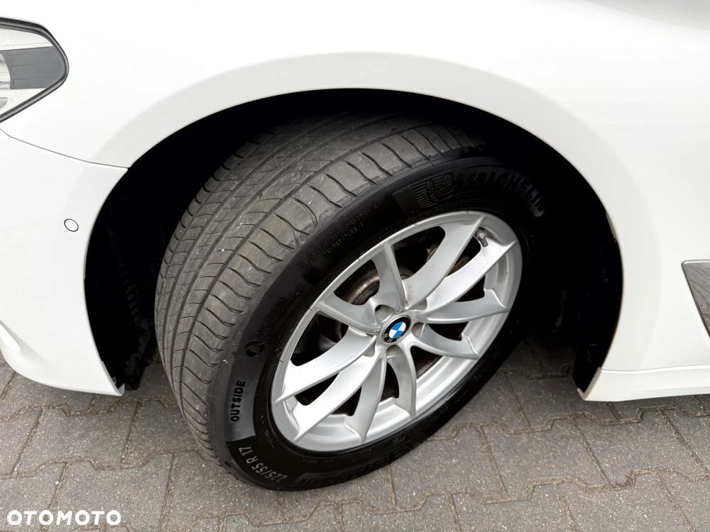 BMW Seria 5 520d Sport Line sport - 38