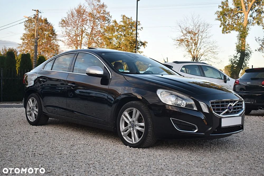 Volvo S60 D3 Summum - 10