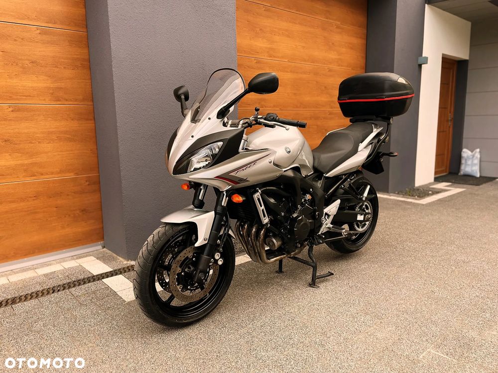 Yamaha FZ6 - 5