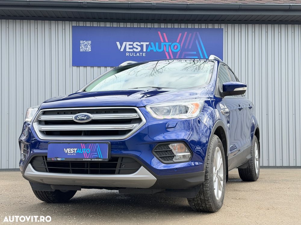 Ford Kuga 1.5 EcoBoost 2x4 Titanium - 2