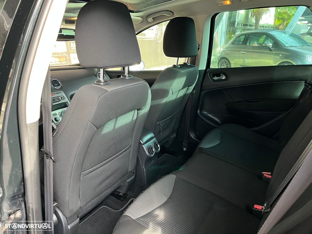 Peugeot 308 SW 1.6 e-HDi Allure CVM6 - 38