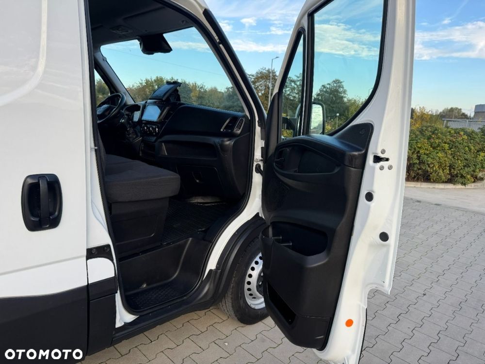 Iveco Daily - 28