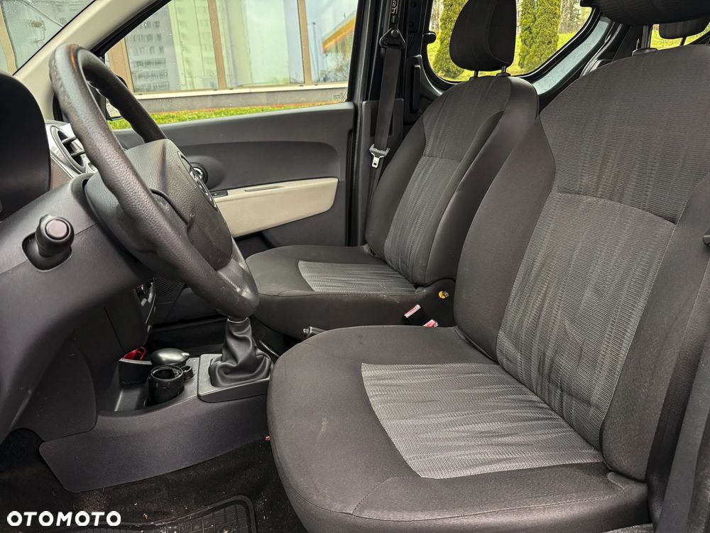 Dacia Dokker dCi 90 Laureate - 10