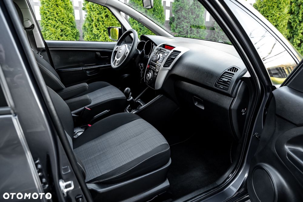 Kia Venga 1.6 CVVT Vision - 23