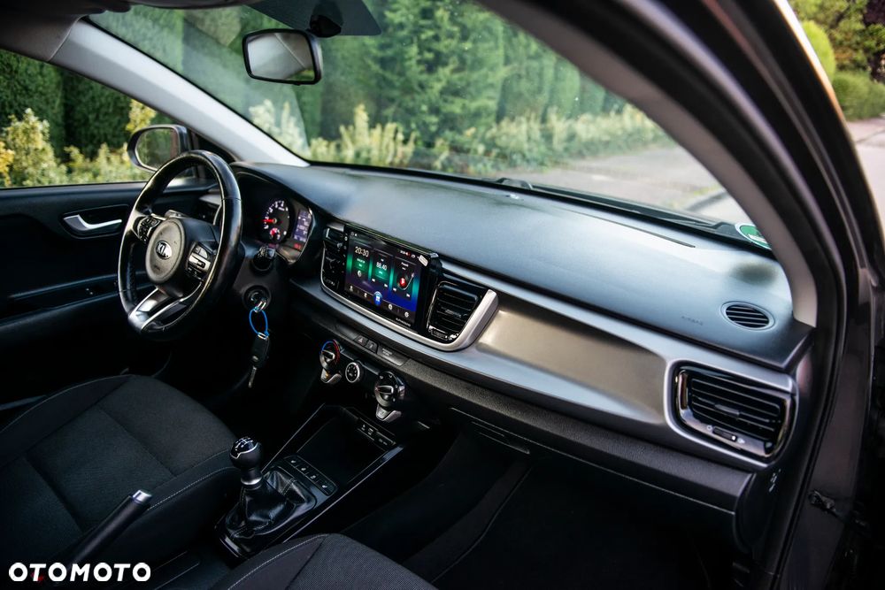 Kia Rio 1.2 L Business Line - 39