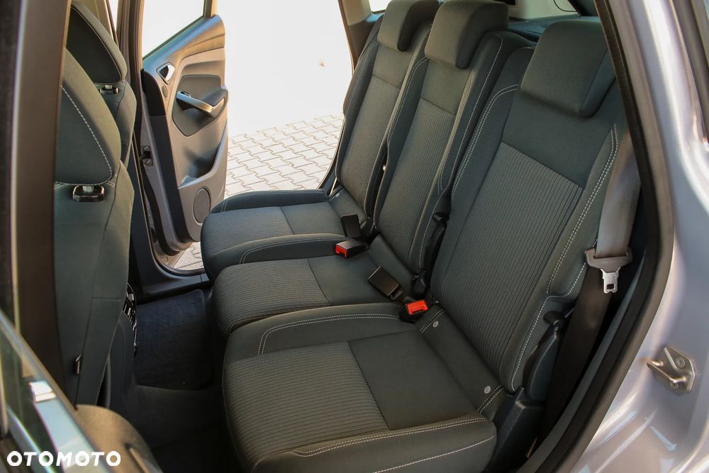 Ford C-MAX 1.6 Ti-VCT Titanium - 25