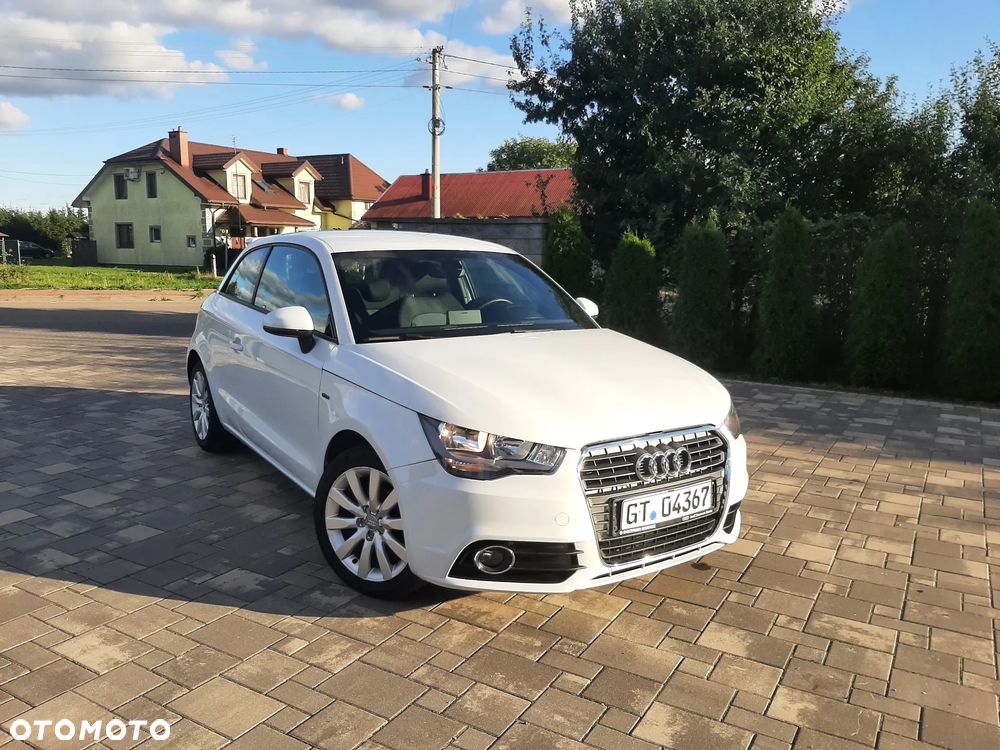 Audi A1 3-drzwiowe 1.2 TFSI S line edition m S line Sportpaket - 2