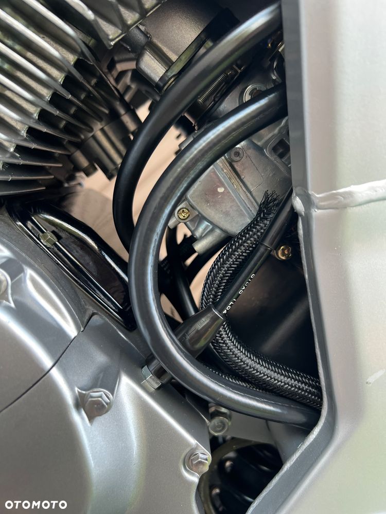 Suzuki GS - 27