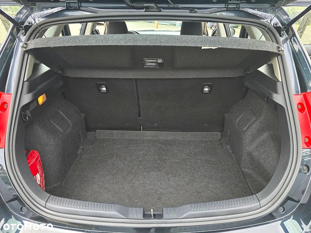 Toyota Auris 1.33 Dual-VVT-i Comfort - 32