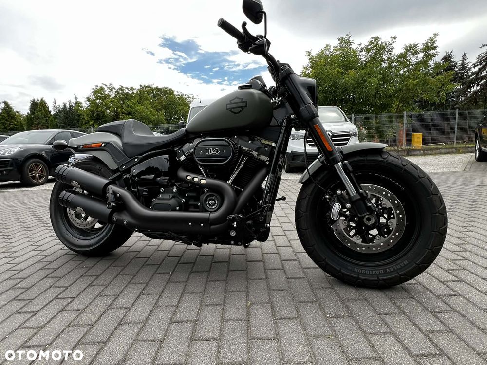 Harley-Davidson Softail Fat Bob - 2