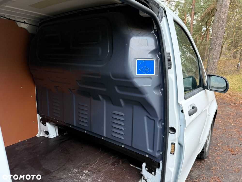 Mercedes-Benz VITO - 7
