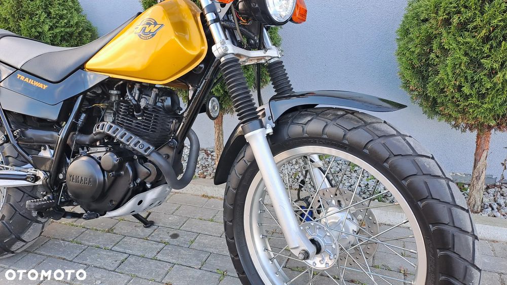 Yamaha TW - 10