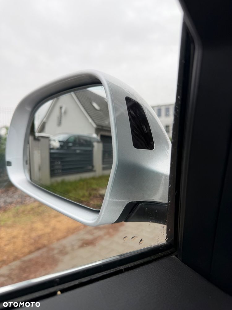 Audi A4 Allroad 2.0 TDI DPF S tronic - 35