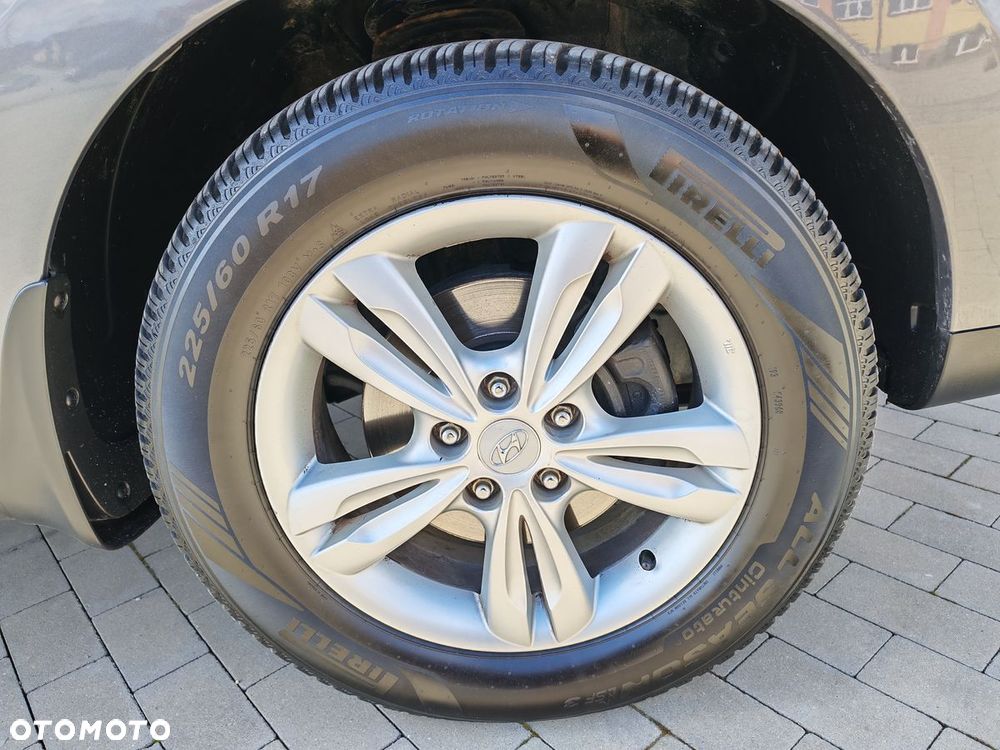 Hyundai ix35 2.0 4WD Automatik Style - 22