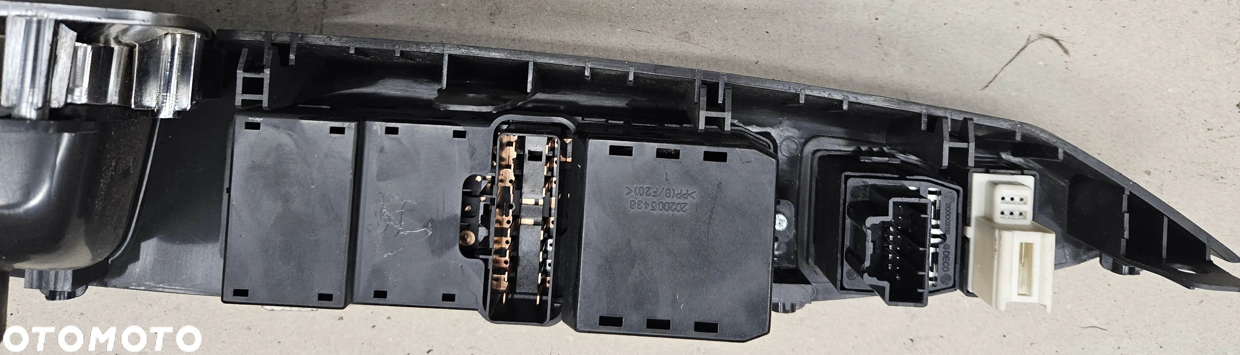 Opel Antara I Captiva panel sterowania szyb sterownik - 2