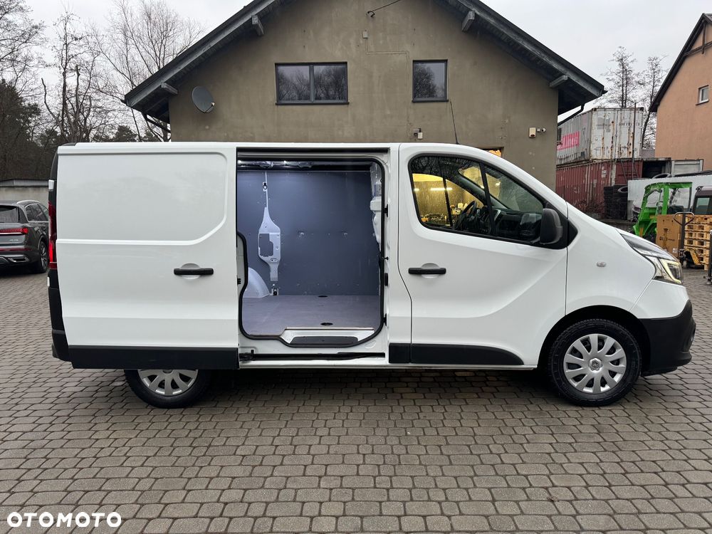 Renault Trafic - 10