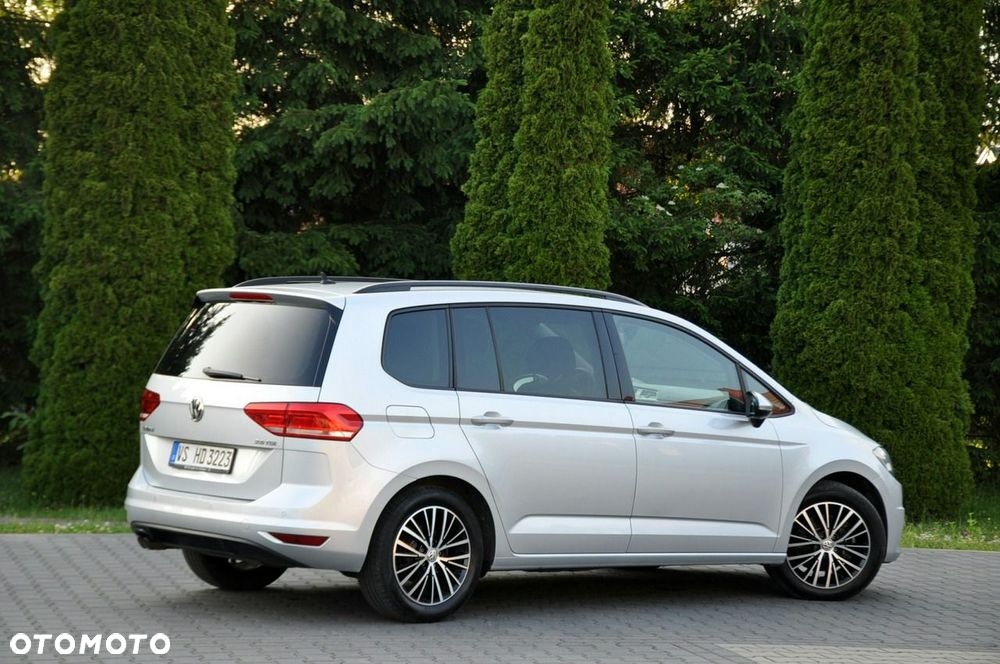 Volkswagen Touran - 5