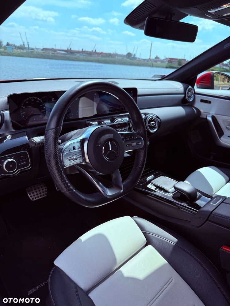 Mercedes-Benz CLA 180 d AMG Line 7G-DCT - 27