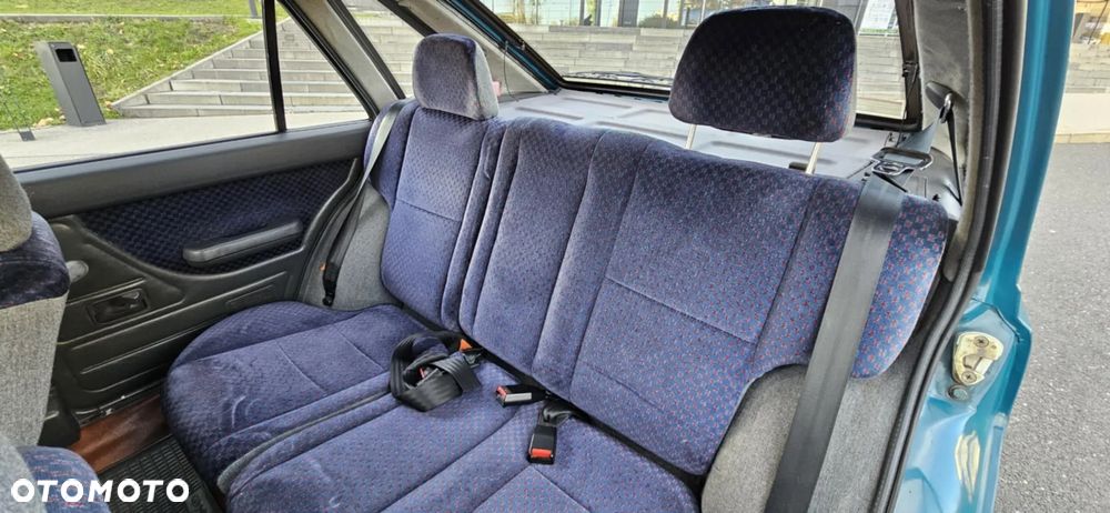 Polonez 1.6 - 12