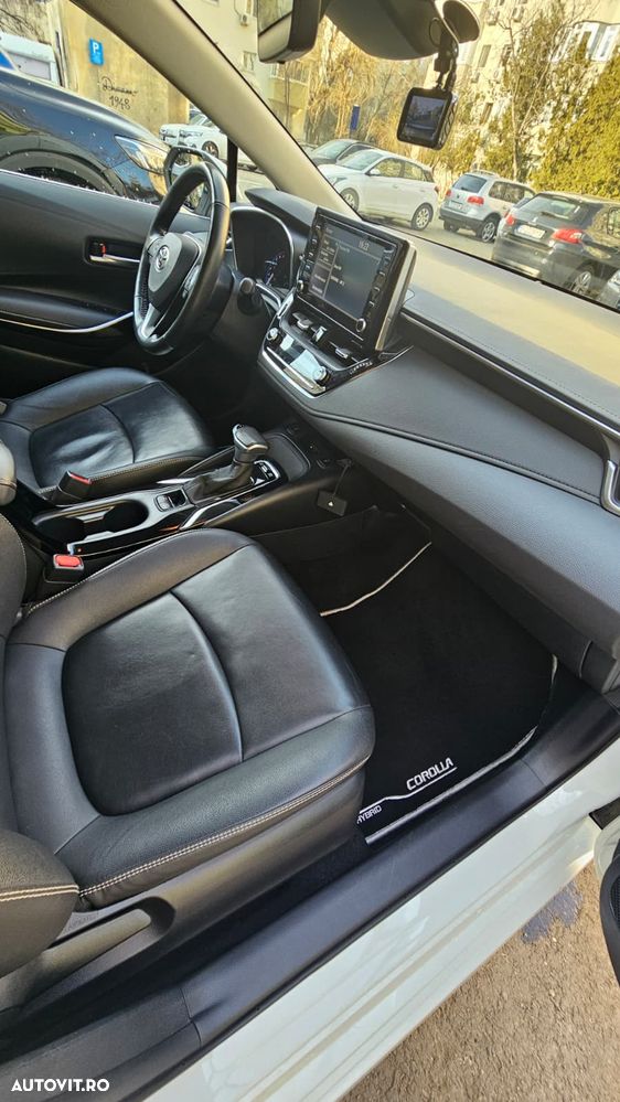 Toyota Corolla 1.8 HSD Exclusive - 12