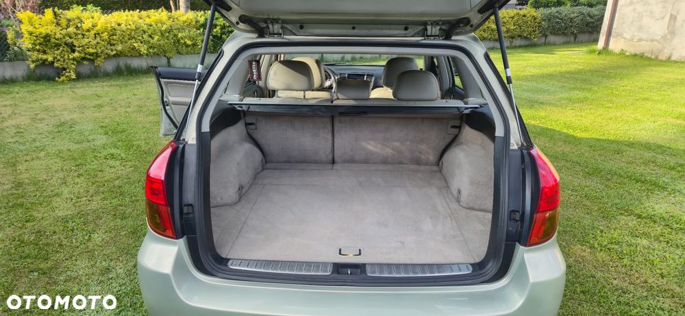 Subaru Outback 3.0R - 8