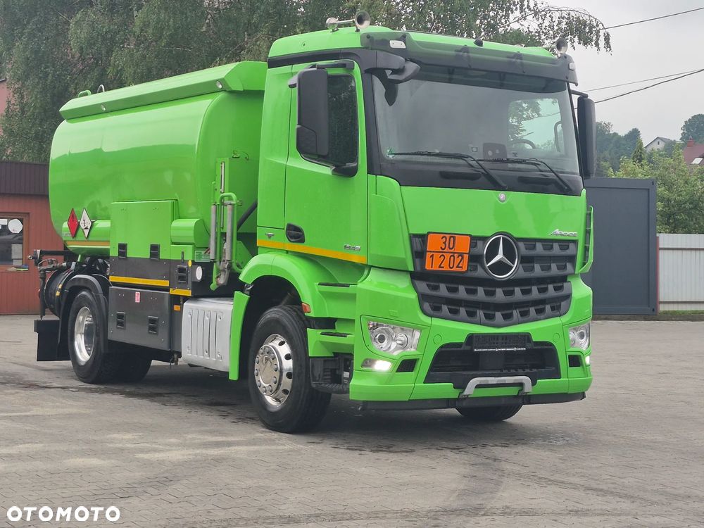 Mercedes-Benz Autocysterna Mercedes AROCS 18450 Oleje / Benzyny AT.FL - 10