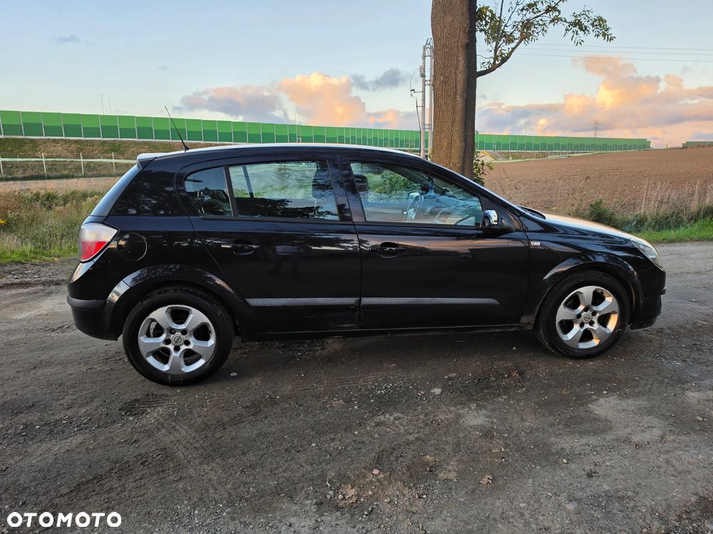 Opel Astra 2004 photo 5