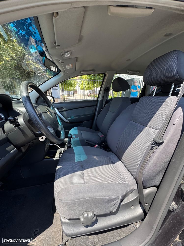 Chevrolet Aveo 1.2 L - 8