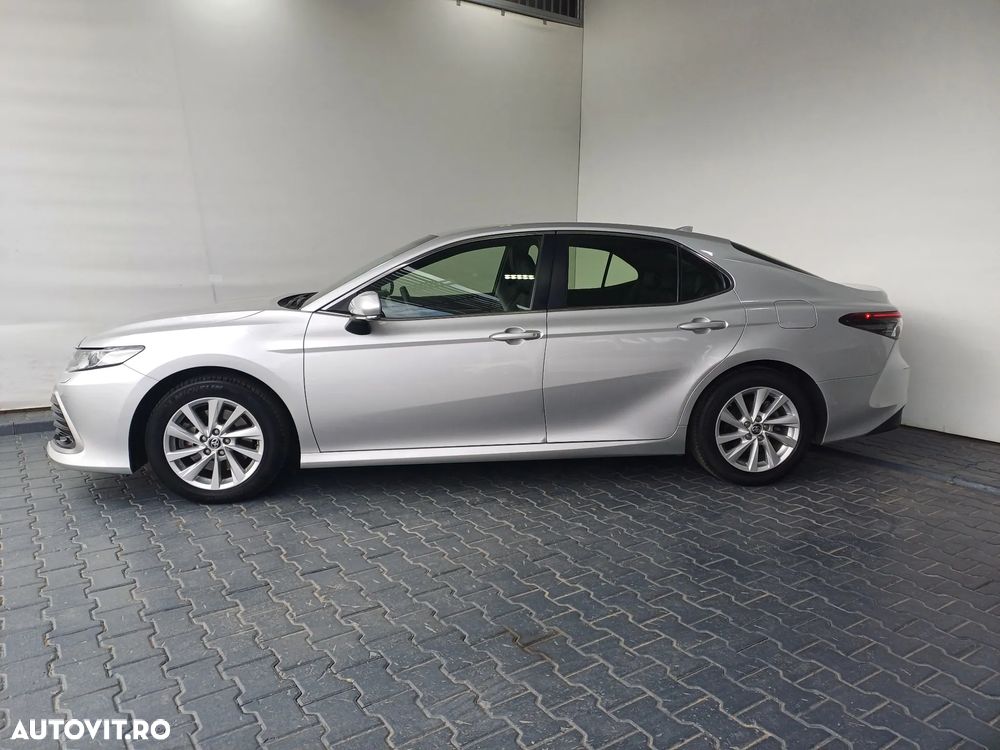 Toyota Camry 2.5 Hybrid Business - 2