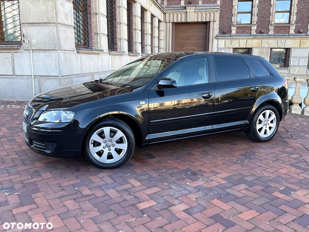 Audi A3 1.6 Ambiente - 10