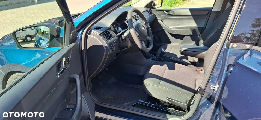 Skoda RAPID 1.2 TSI Elegance - 10