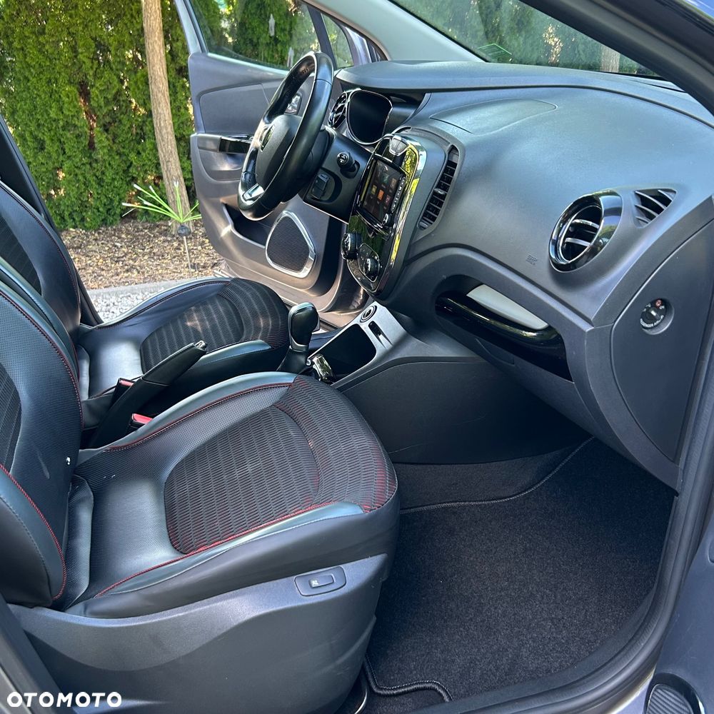 Renault Captur dCi 90 EDC Helly Hansen - 26