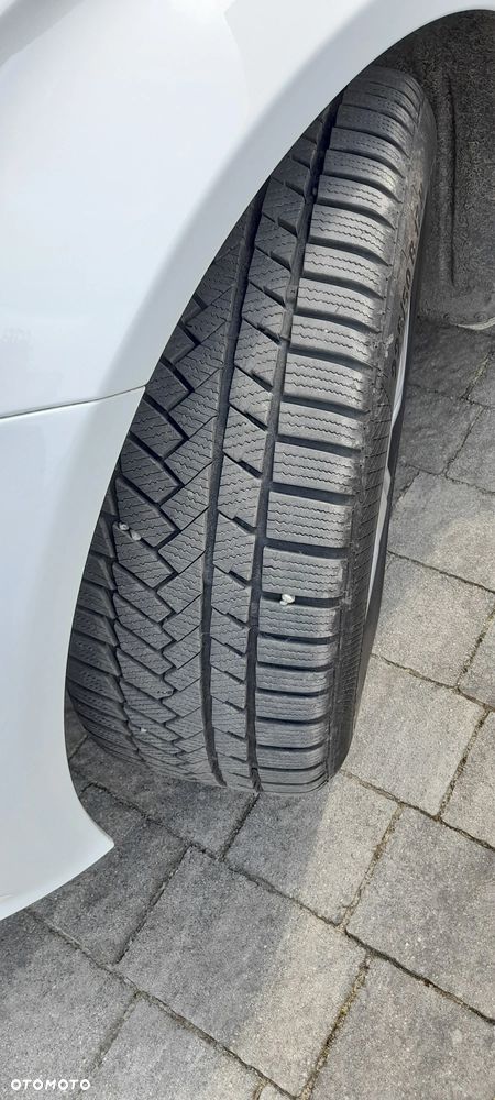 Mercedes-Benz Klasa C 300 9G-TRONIC - 12