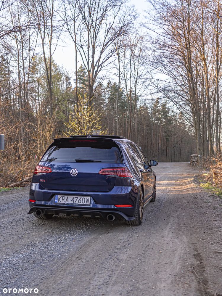 Volkswagen Golf GTI Performance BlueMotion Technology DSG - 12