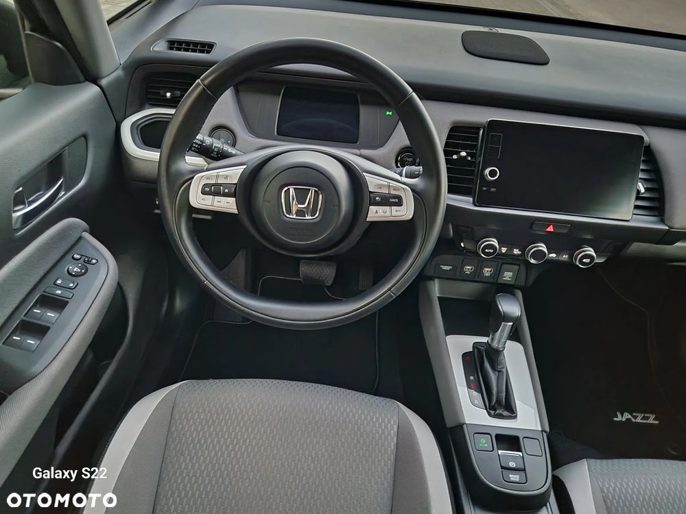 Honda Jazz 1.5 i-MMD Executive Crosstar (Czarny Dach) - 21