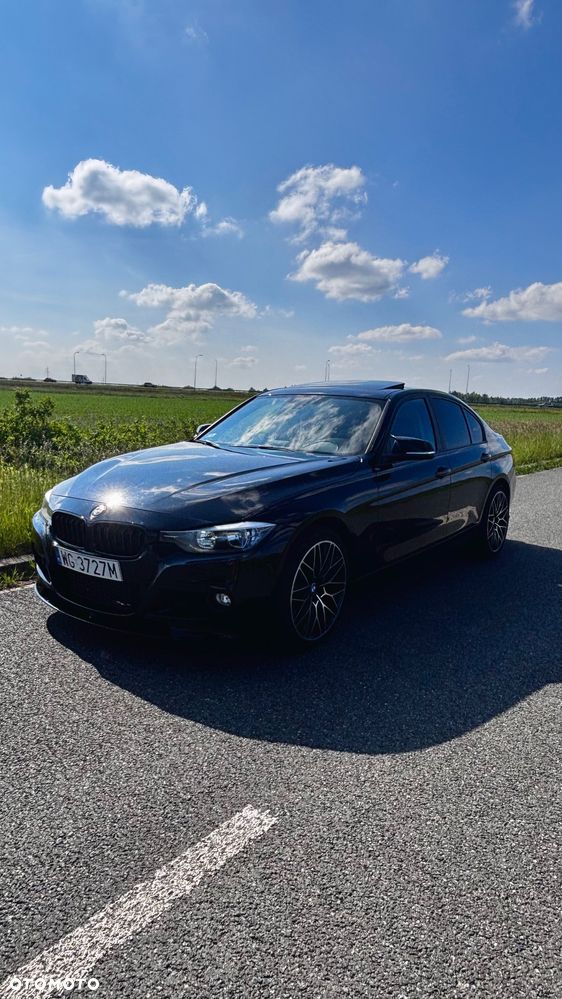 BMW Seria 3 328i - 2