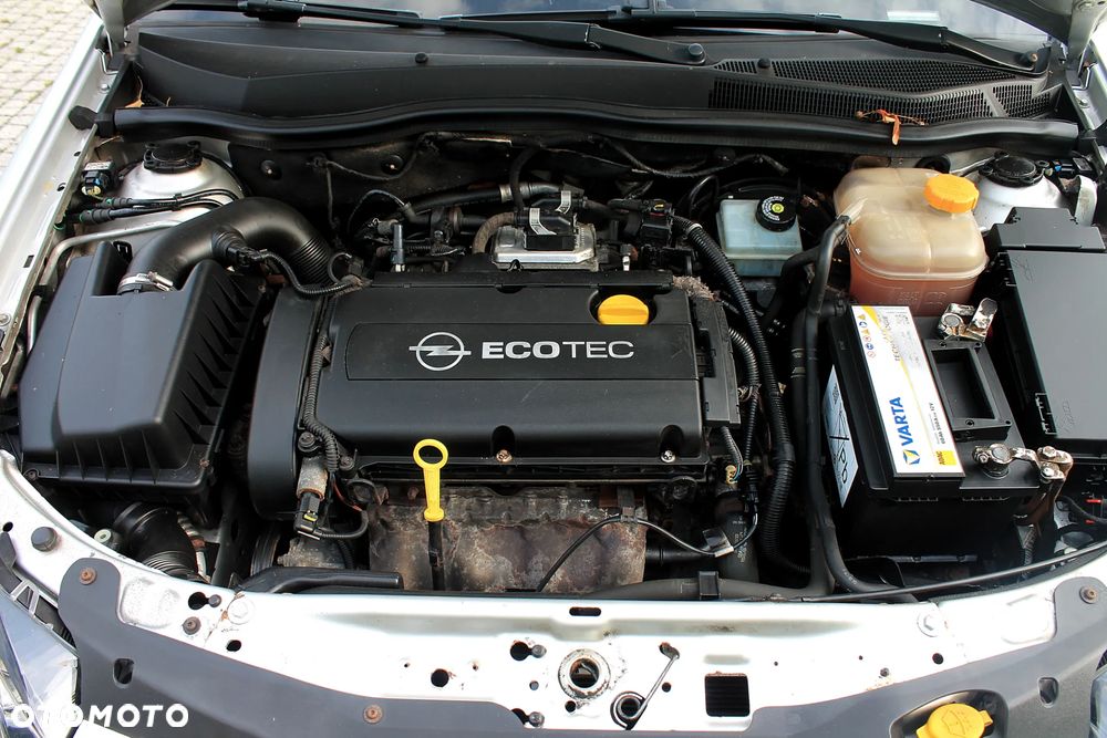 Opel Astra GTC 1.8 Innovation - 20