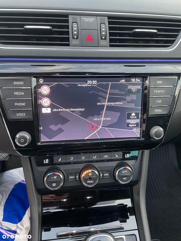 Skoda Superb 2.0 TDI Style - 11