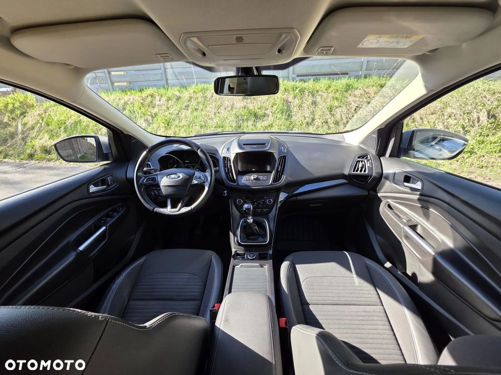 Ford Kuga - 22