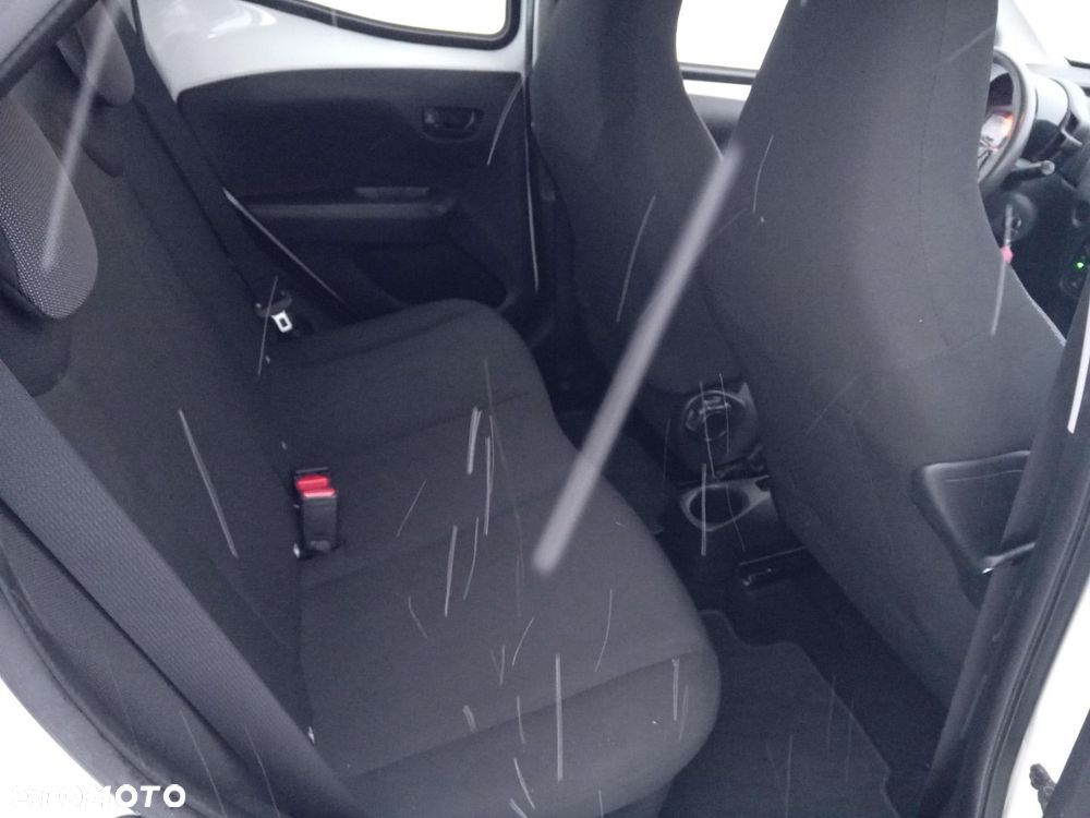 Toyota Aygo - 11